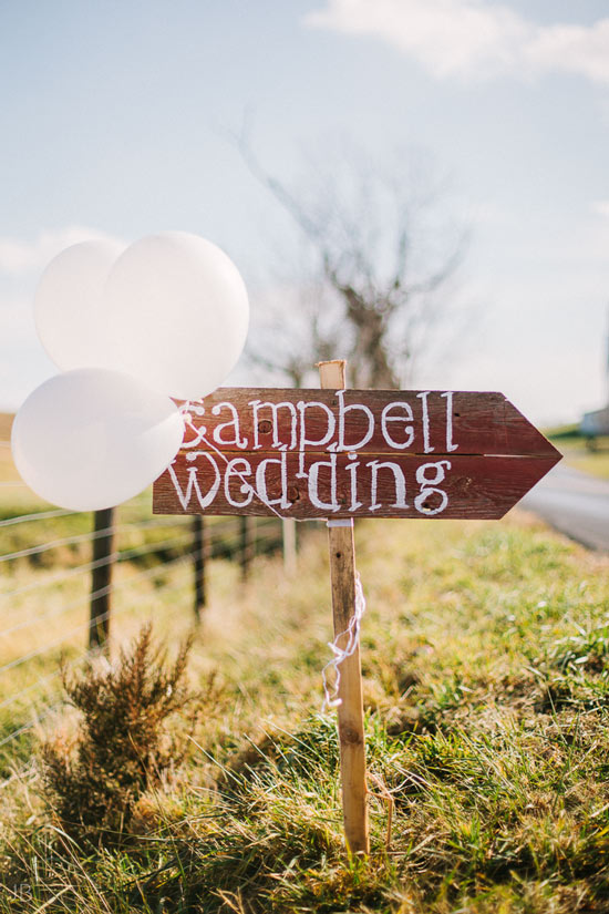 Barn wedding at Spring Meadows farm in mount solon Virginia wedding photographer