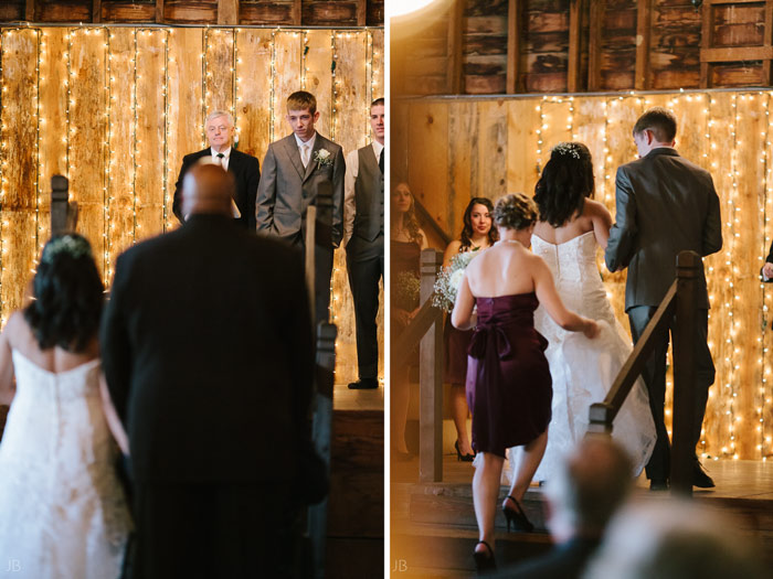 Barn wedding at Spring Meadows farm in mount solon Virginia wedding photographer