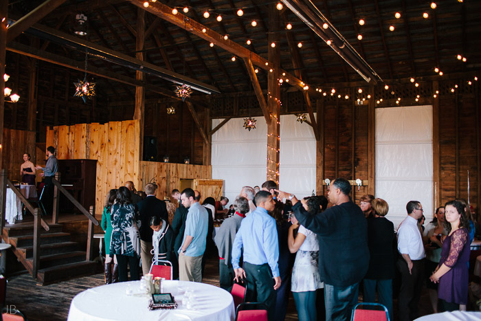 Barn wedding at Spring Meadows farm in mount solon Virginia wedding photographer