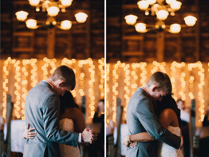 Barn wedding at Spring Meadows farm in mount solon Virginia wedding photographer